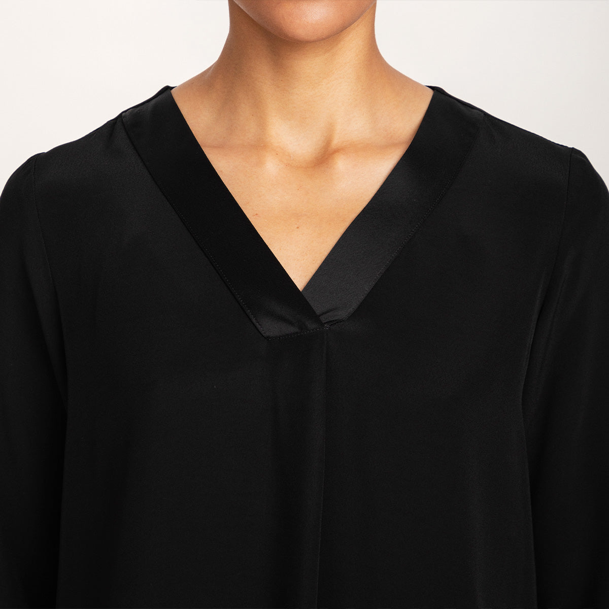 Sointu blouse, black